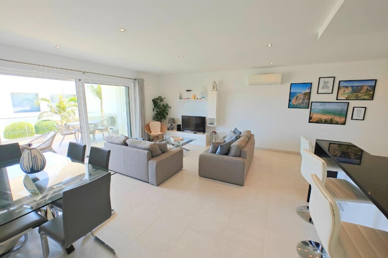 Apartment By The Sea Ocean View